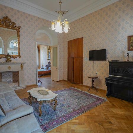 Leon Rooms Τυφλίδα Εξωτερικό φωτογραφία