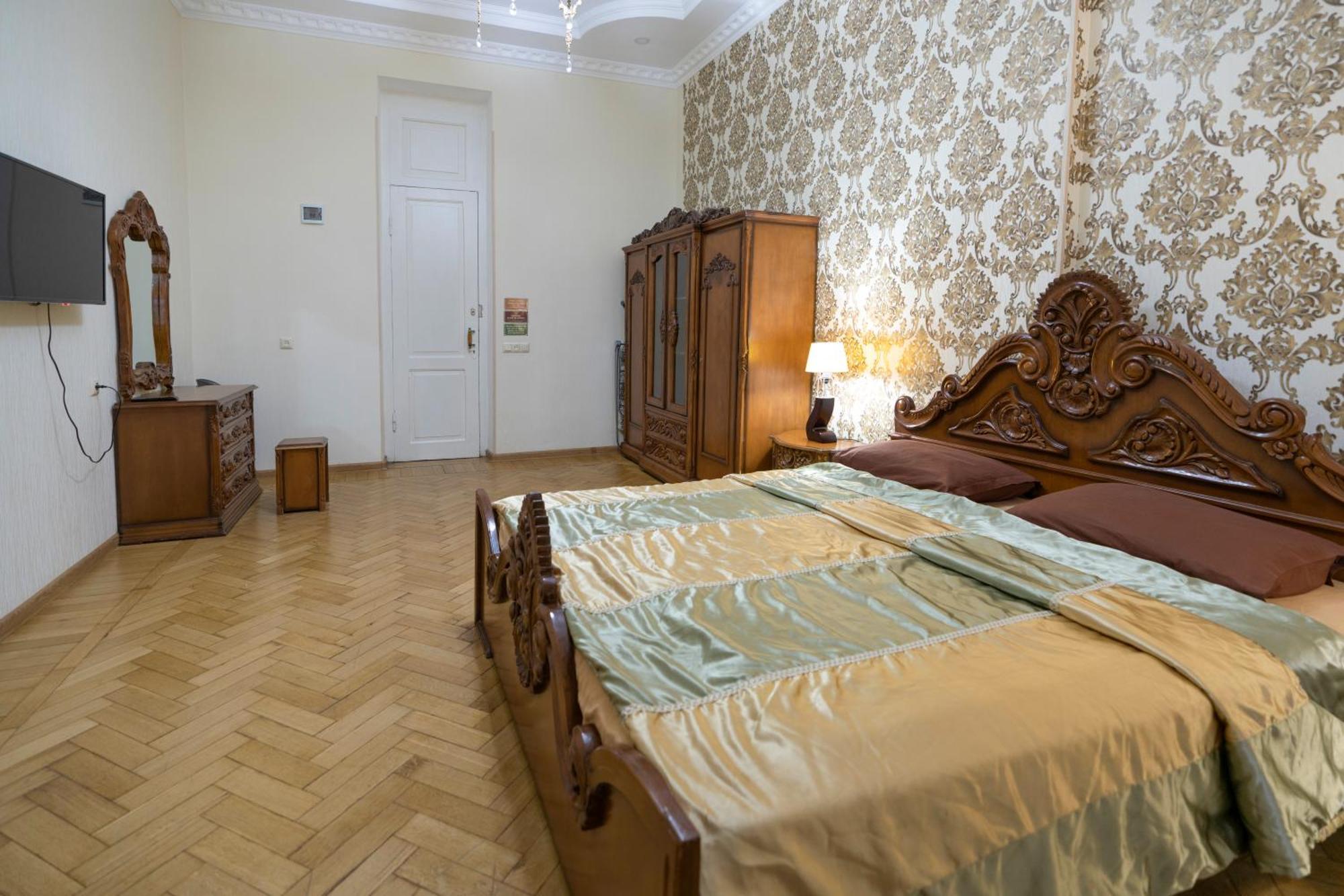 Leon Rooms Τυφλίδα Εξωτερικό φωτογραφία