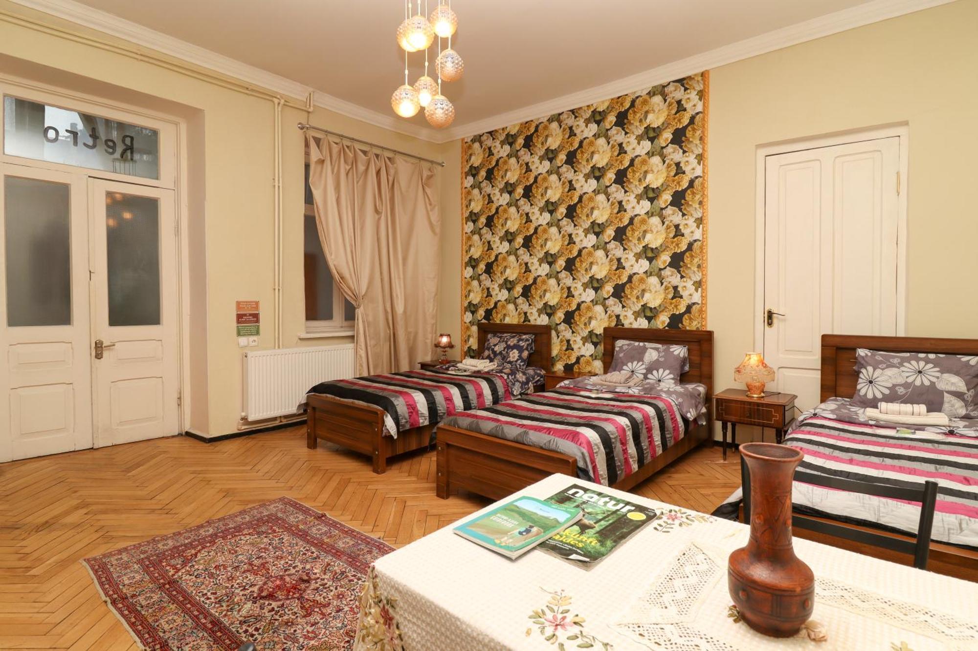 Leon Rooms Τυφλίδα Εξωτερικό φωτογραφία