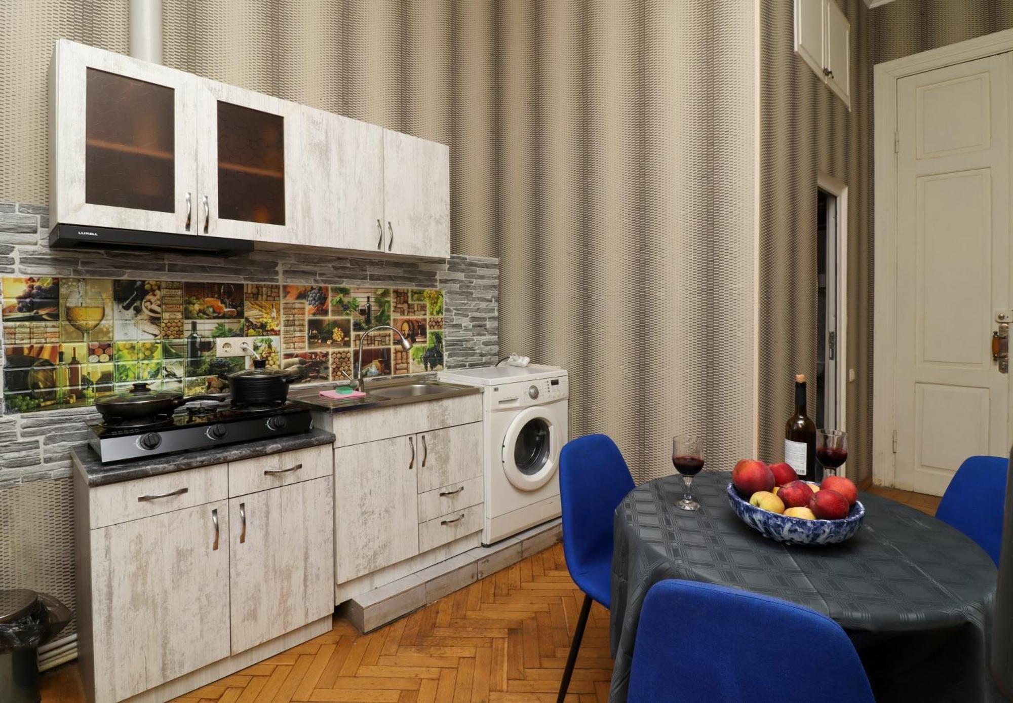 Leon Rooms Τυφλίδα Εξωτερικό φωτογραφία